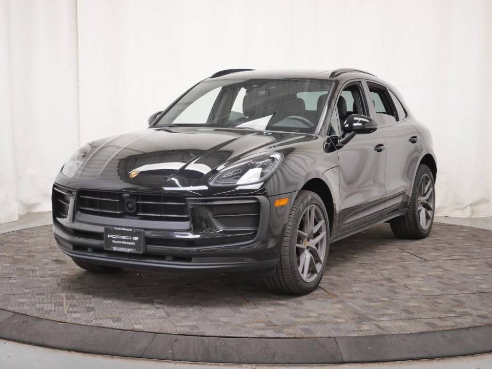 2023 Porsche Macan