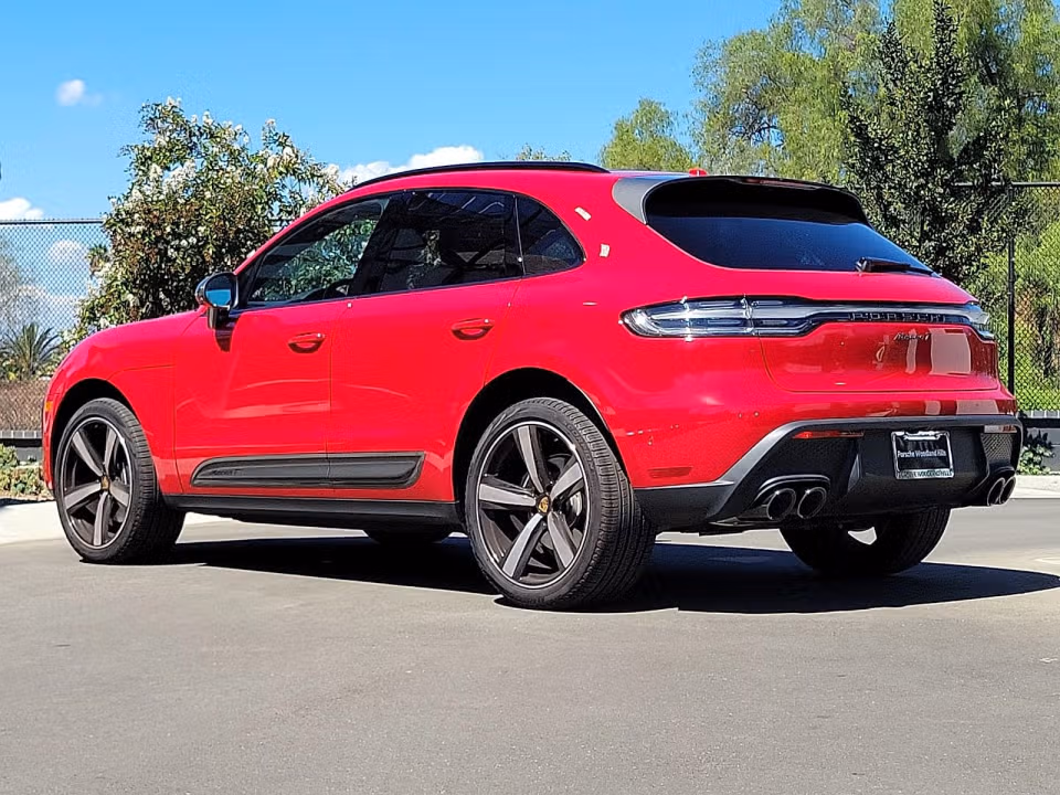 2025 Porsche Macan T - Photo 19