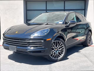 2023 Porsche Cayenne Platinum Edition's photo