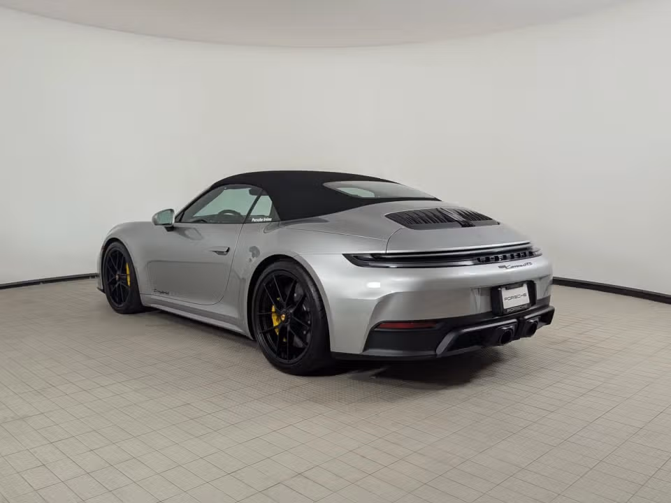 2026 Porsche 911 GTS - Photo 19