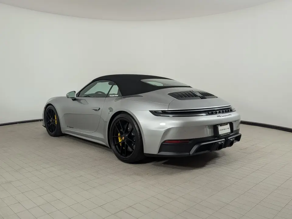 2026 Porsche 911 GTS - Photo 23