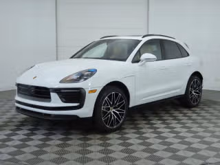 2025 Porsche Macan -'s photo