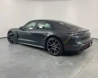 2025 Porsche Taycan Base - Photo 21