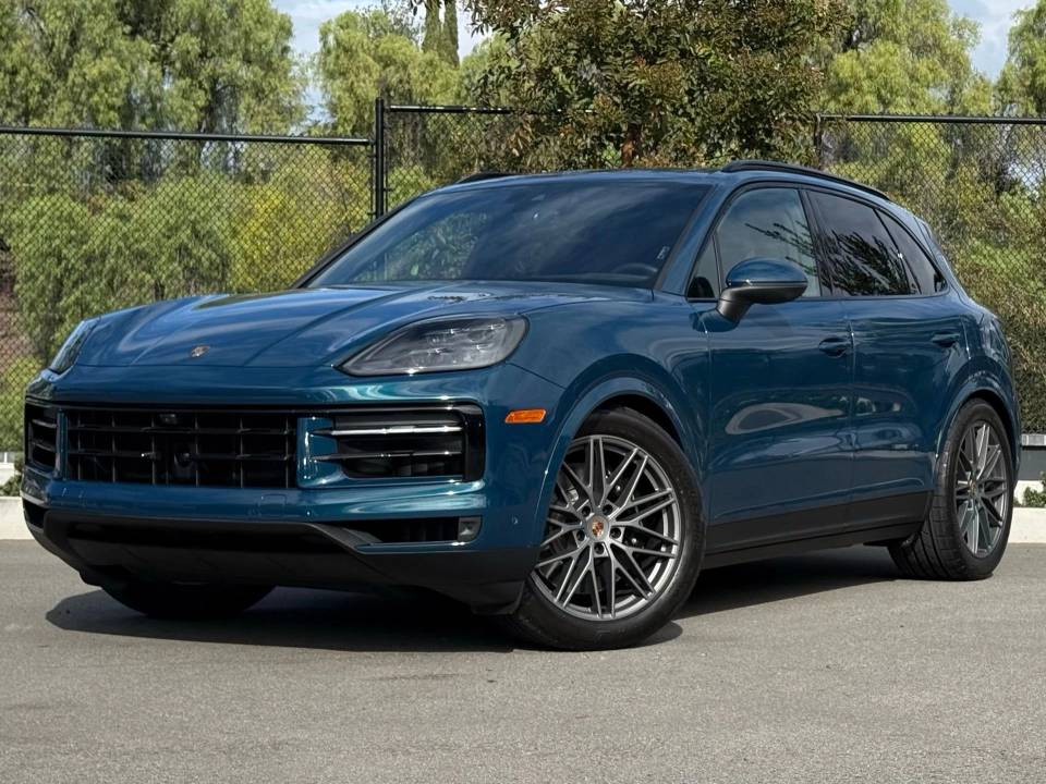 2025 Porsche Cayenne S