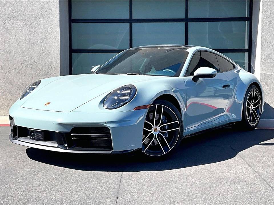 2025 Porsche 911