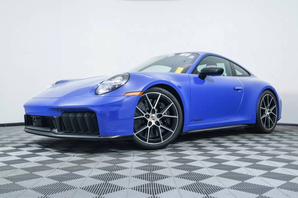 2025 Porsche 911