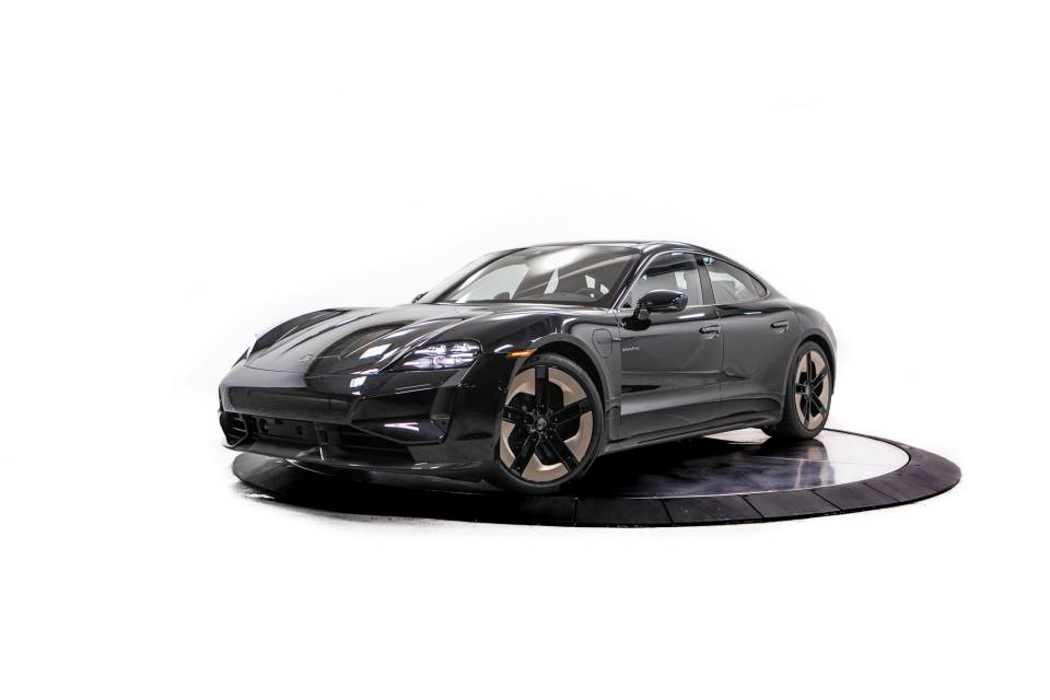 2026 Porsche Taycan