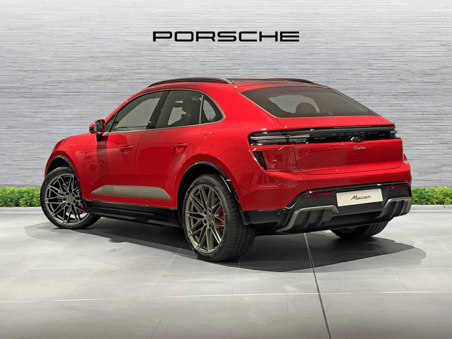 Macan Turbo, photo 2 of 45