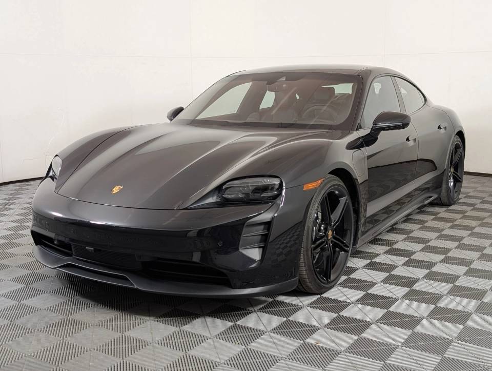 2024 Porsche Taycan GTS