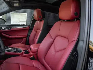 2026 Porsche Macan S - Photo 37