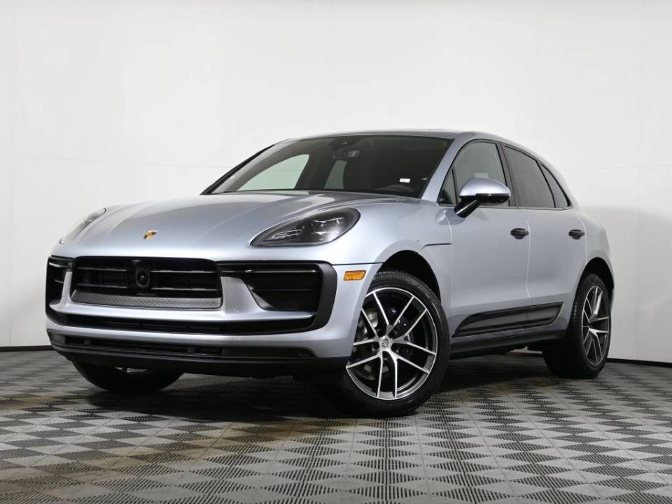 2026 Porsche Macan