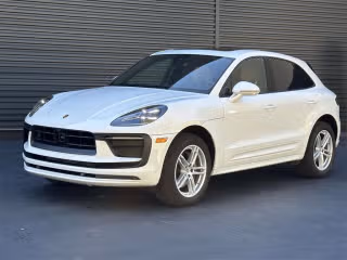 2025 Porsche Macan