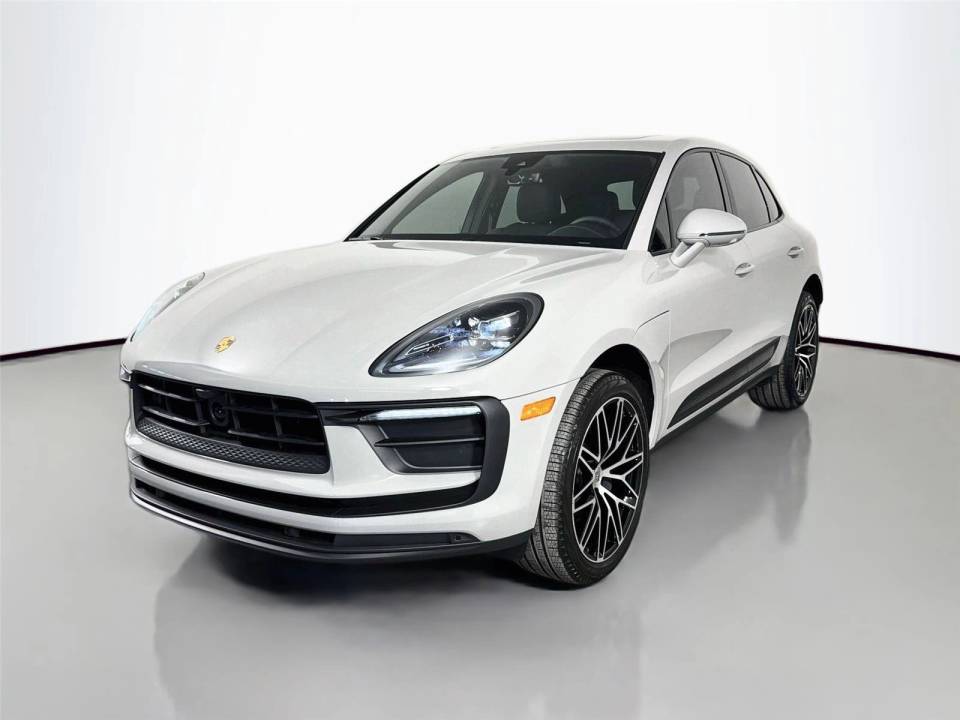 2026 Porsche Macan