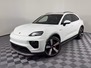 2025 Porsche Macan Macan 4S Electric's photo