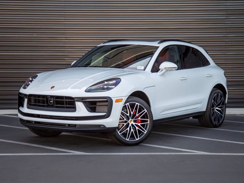 2026 Porsche Macan