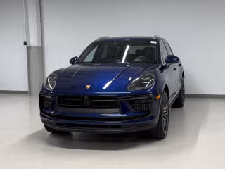 2024 Porsche Macan S's photo