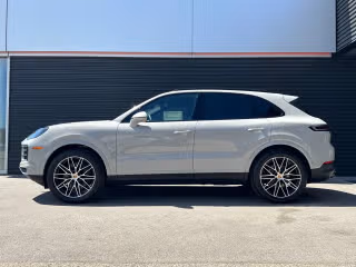 2026 Porsche Cayenne Base - Photo 9