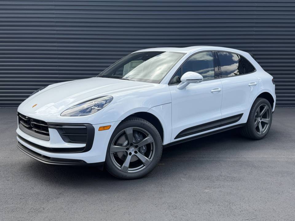 2026 Porsche Macan