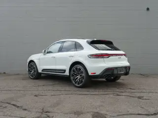 2026 Porsche Macan Base - Photo 21