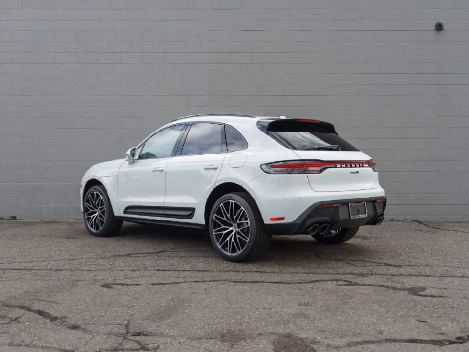 2026 Porsche Macan Base - Photo 19