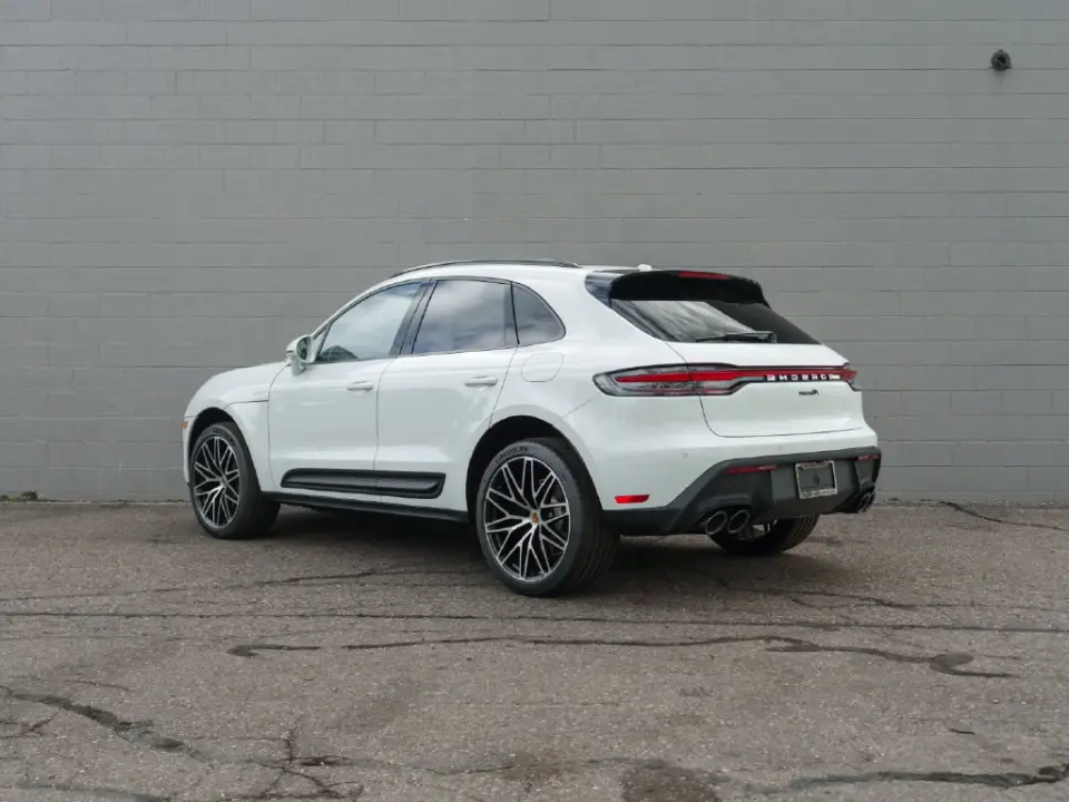 2026 Porsche Macan Base - Photo 23