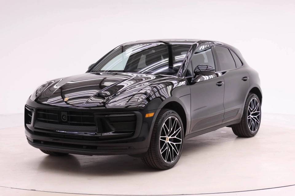 2025 Porsche Macan