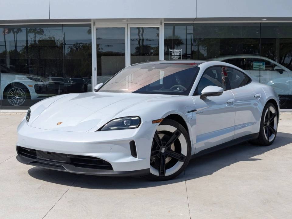 2025 Porsche Taycan S