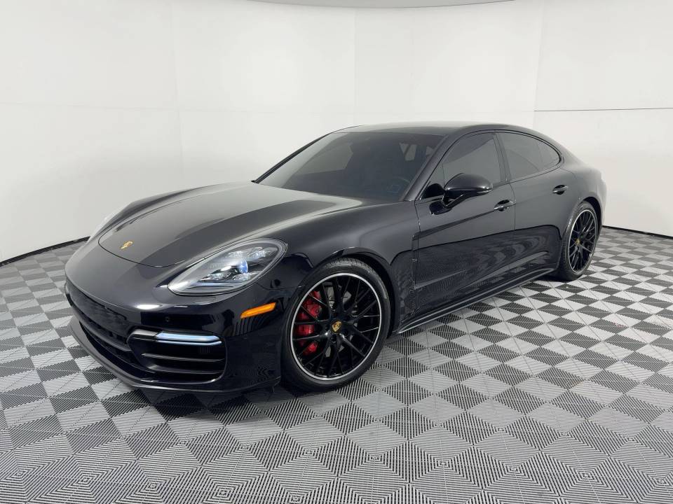 2020 Porsche Panamera GTS