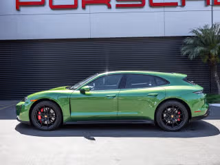 2023 Porsche Taycan 9