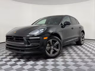 2026 Porsche Macan's photo