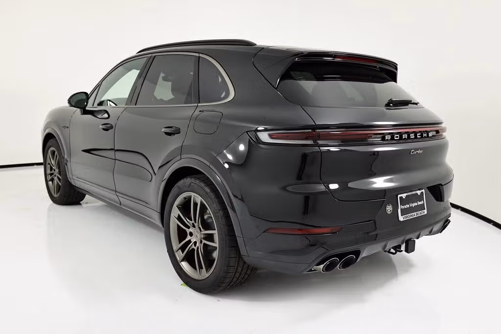 2026 Porsche Cayenne Turbo E-Hybrid - Photo 20