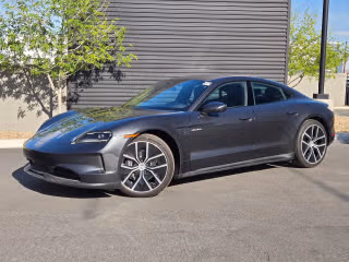 2025 Porsche Taycan -'s photo