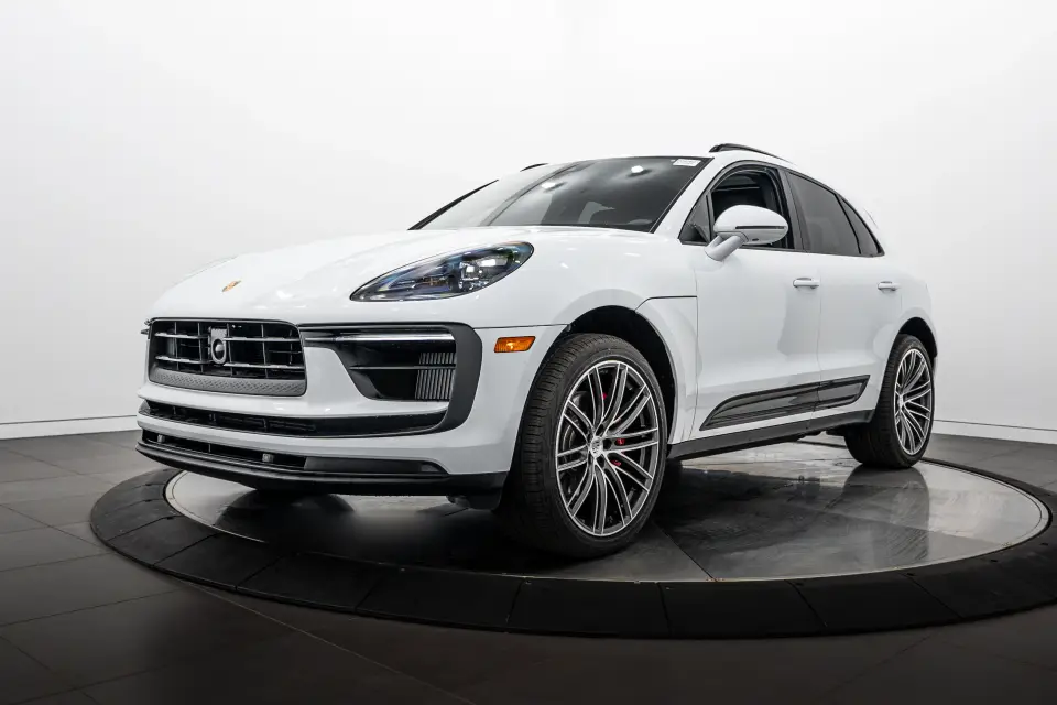 2026 Porsche Macan S - Photo 7