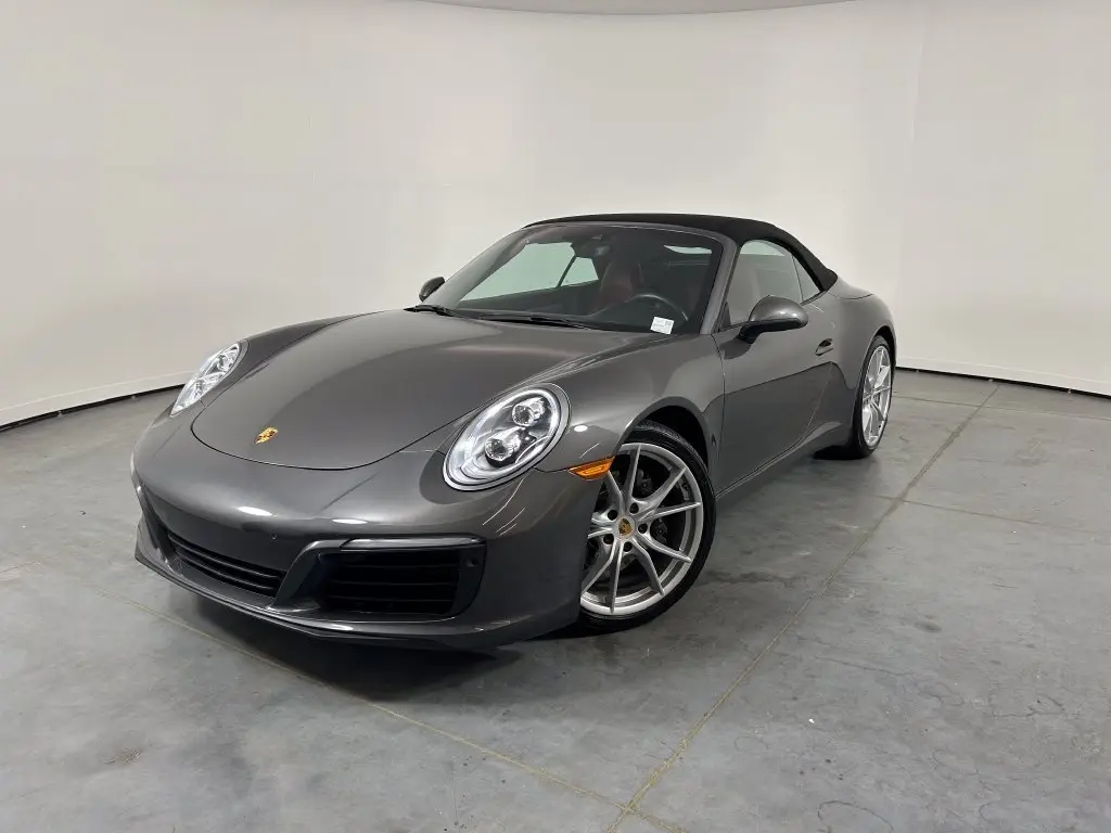 2019 Porsche 911 Carrera