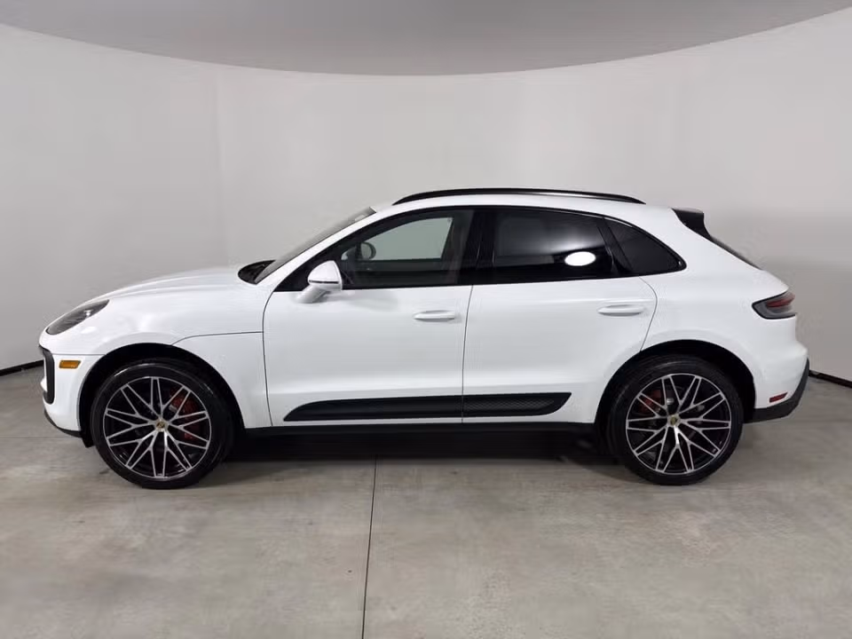 2026 Porsche Macan S - Photo 11