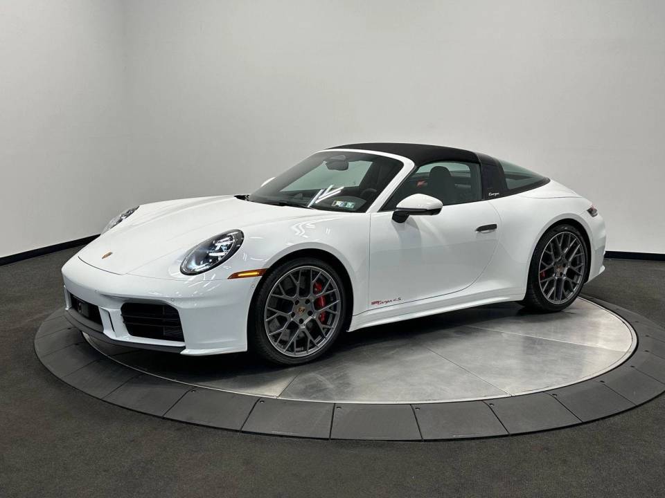 2026 Porsche 911 Targa 4S