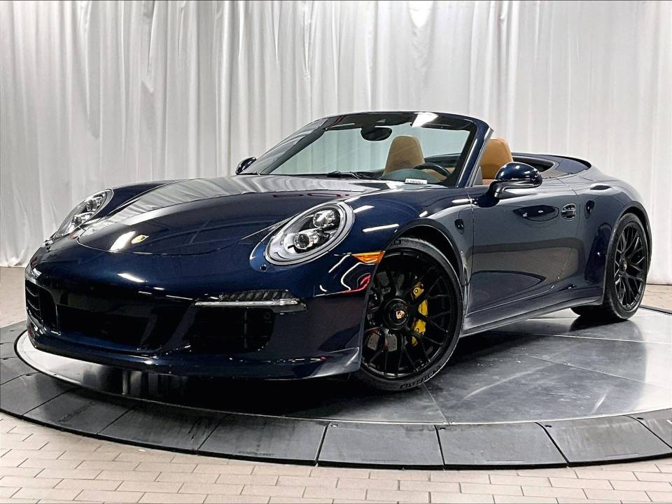 2015 Porsche 911 Carrera GTS