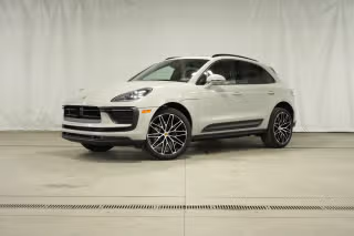 2026 Porsche Macan -'s photo