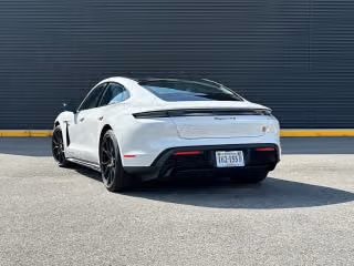 2026 Porsche Taycan S - Photo 17