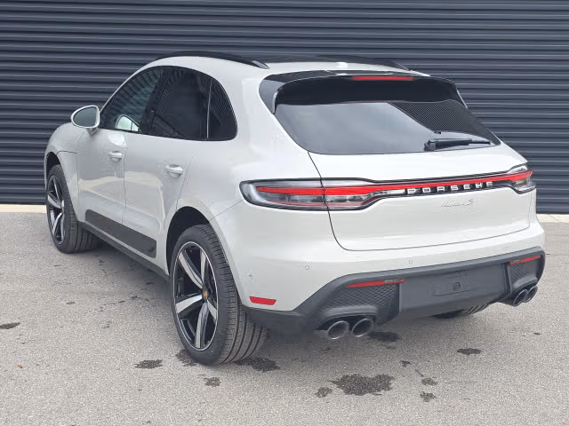 2026 Porsche Macan S - Photo 18