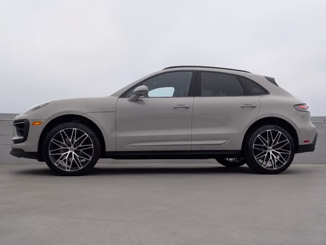 2026 Porsche Macan S - Photo 10