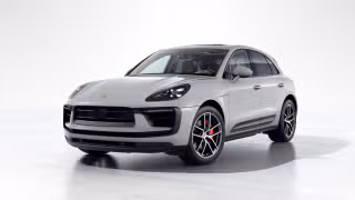 2023 Porsche Macan S's photo