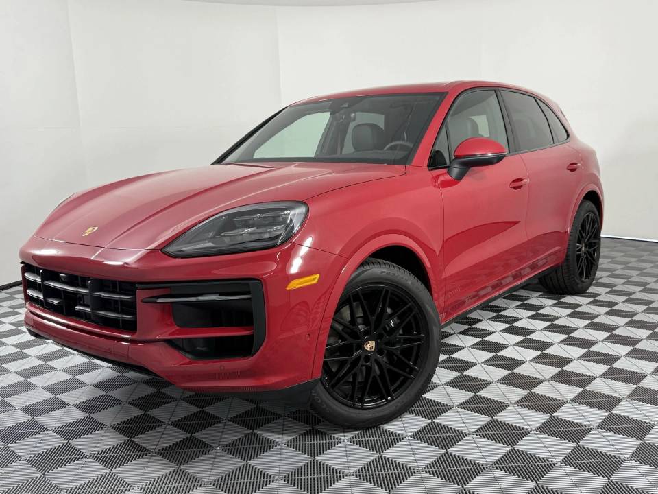 2025 Porsche Cayenne Base
