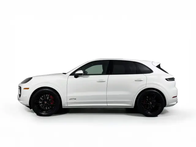 2026 Porsche Cayenne GTS - Photo 14
