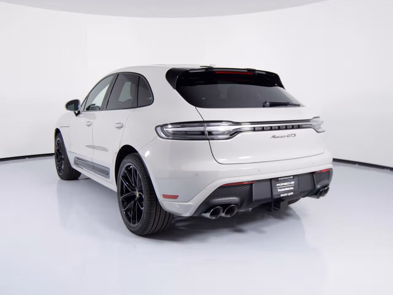 2026 Porsche Macan GTS - Photo 20