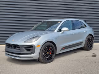 2022 Porsche Macan GTS's photo