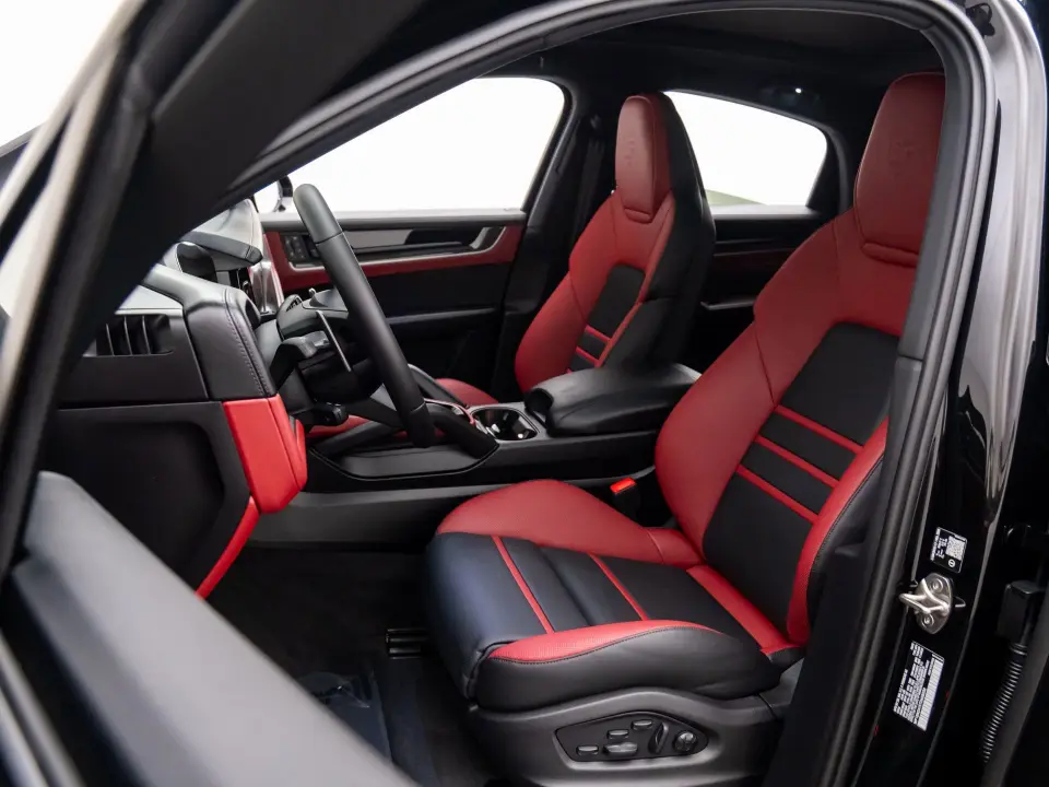 2026 Porsche Cayenne Coup S E-Hybrid - Photo 39