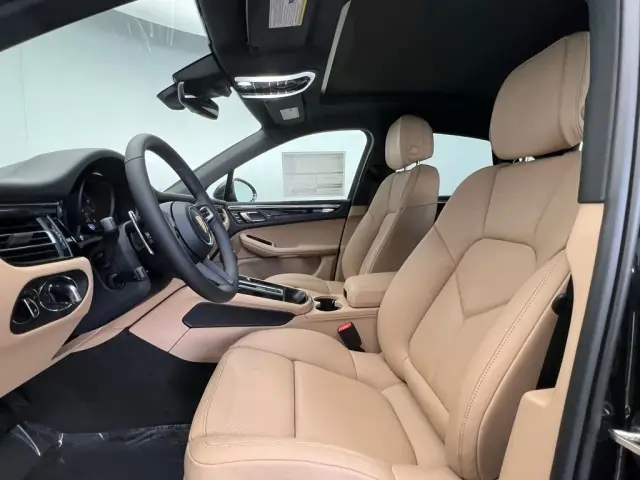 2026 Porsche Macan T - Photo 38
