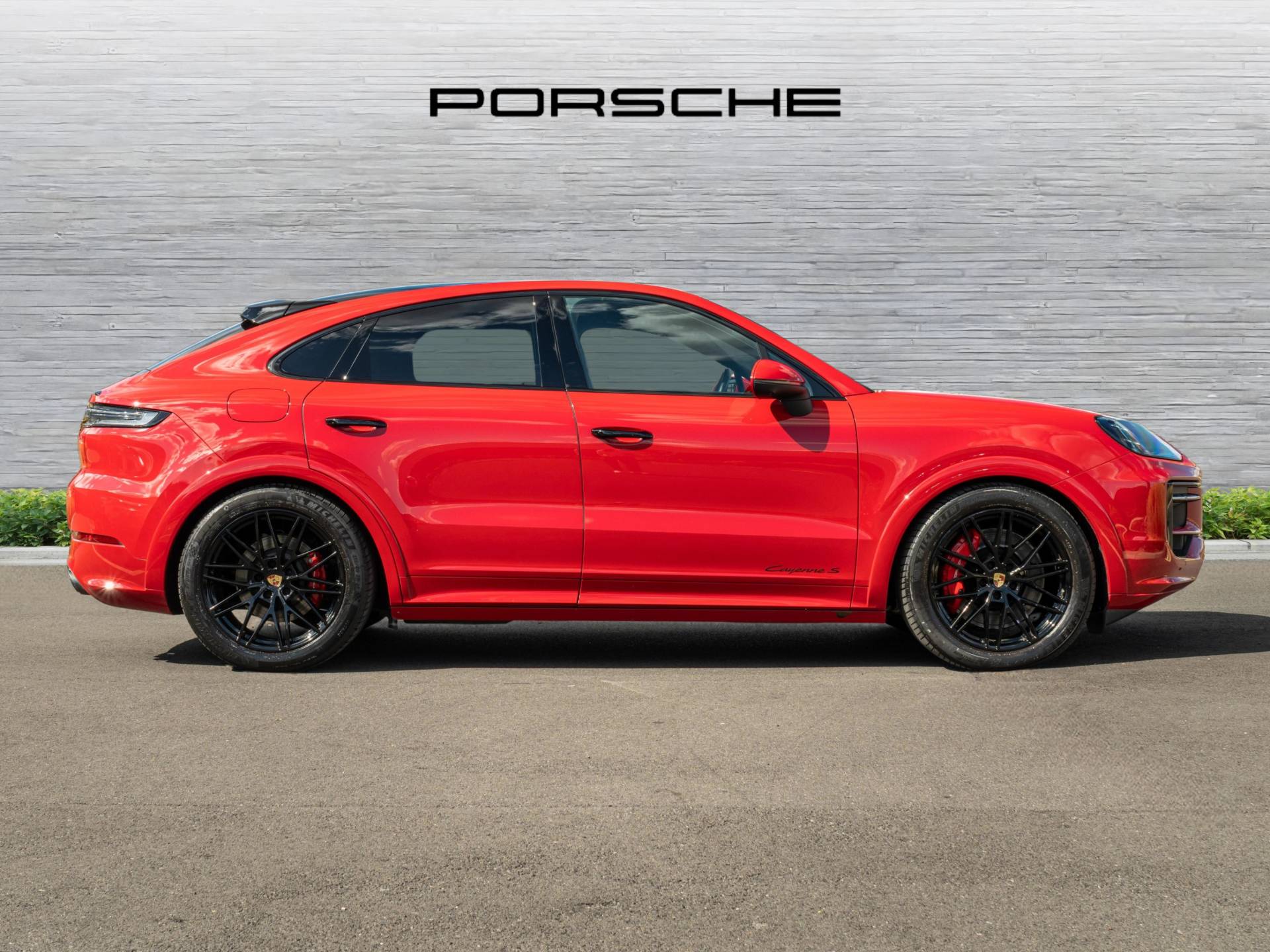 Cayenne S Coupé, photo 2 of 48