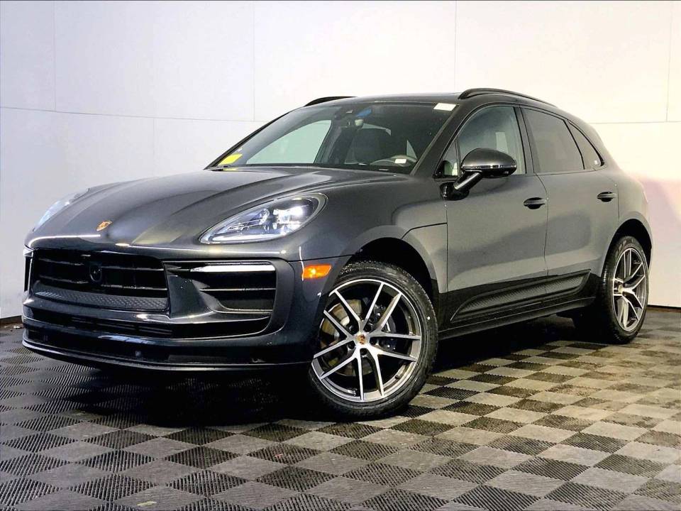 2026 Porsche Macan